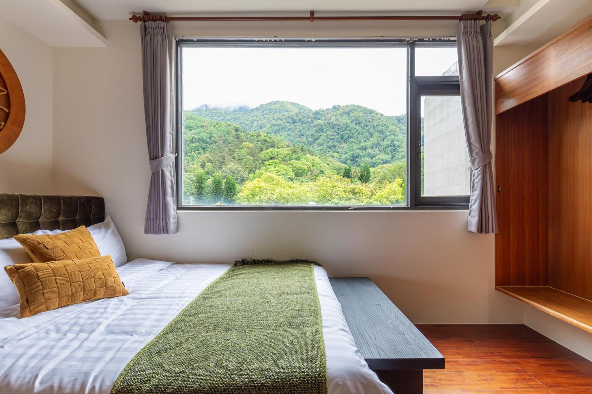 Sun Moon Lake Itathao Vacation Inn With Elevator Yuchi Eksteriør billede