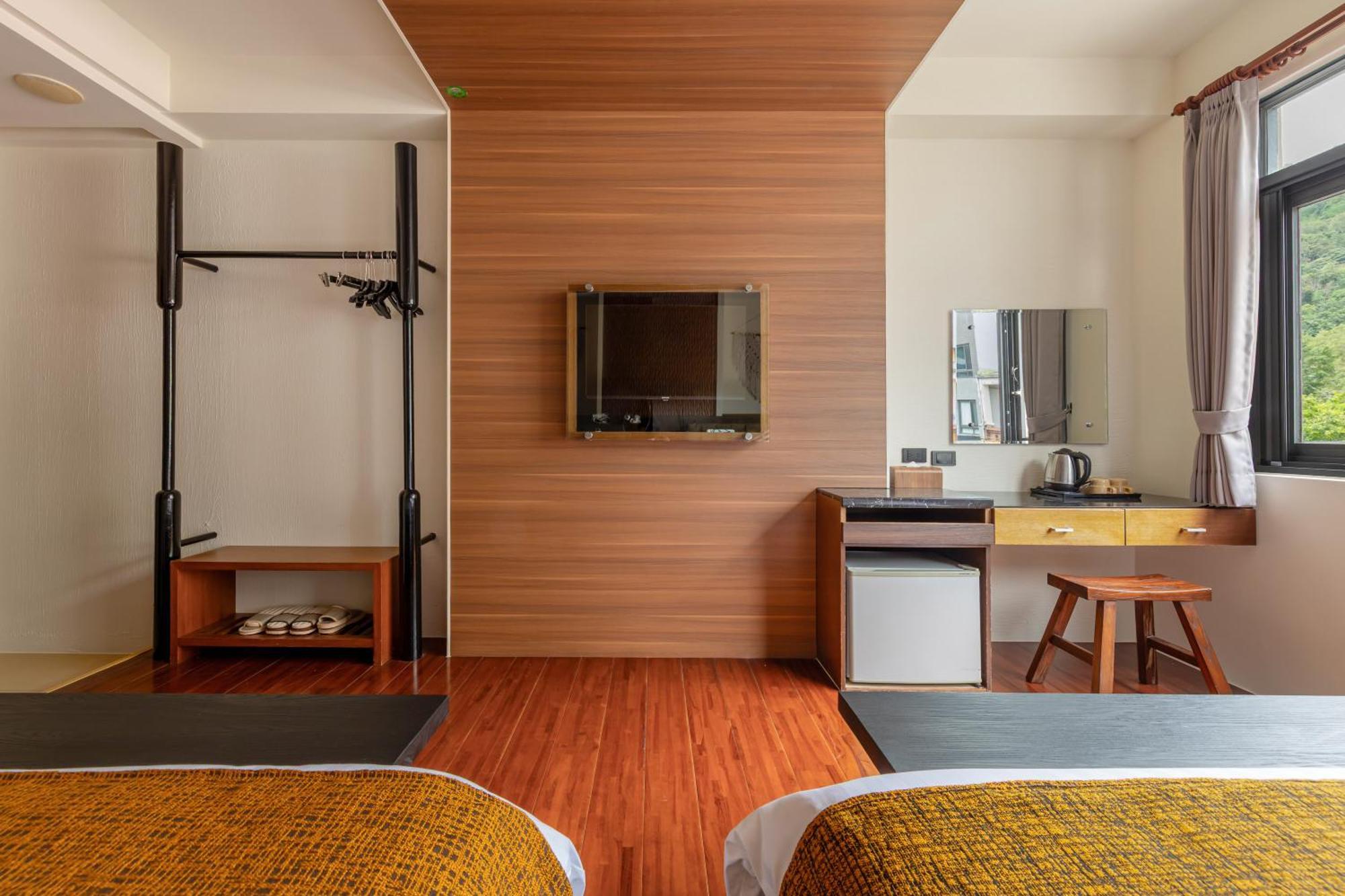 Sun Moon Lake Itathao Vacation Inn With Elevator Yuchi Eksteriør billede