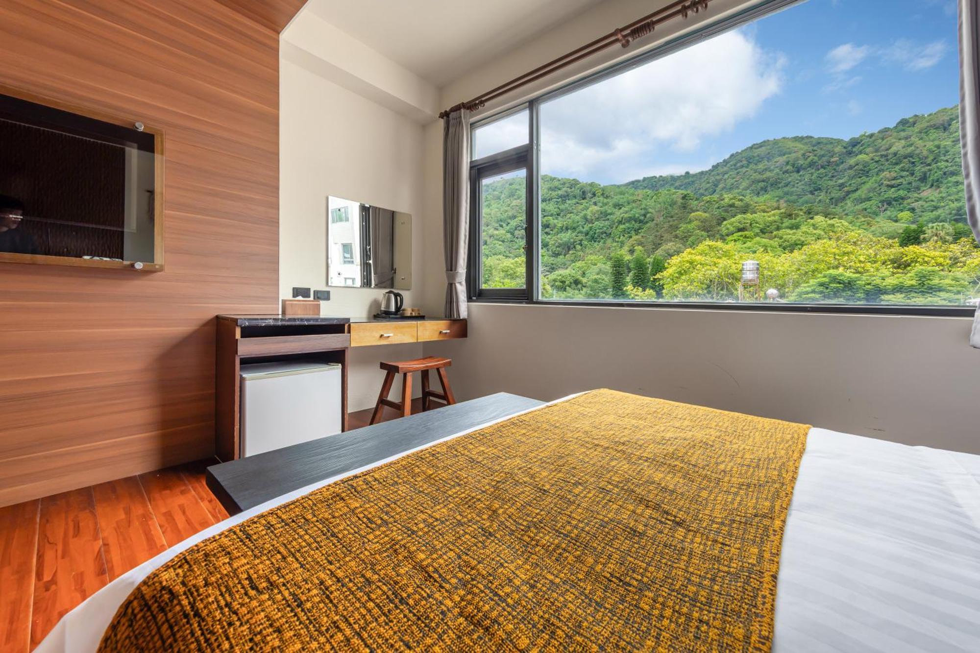 Sun Moon Lake Itathao Vacation Inn With Elevator Yuchi Eksteriør billede