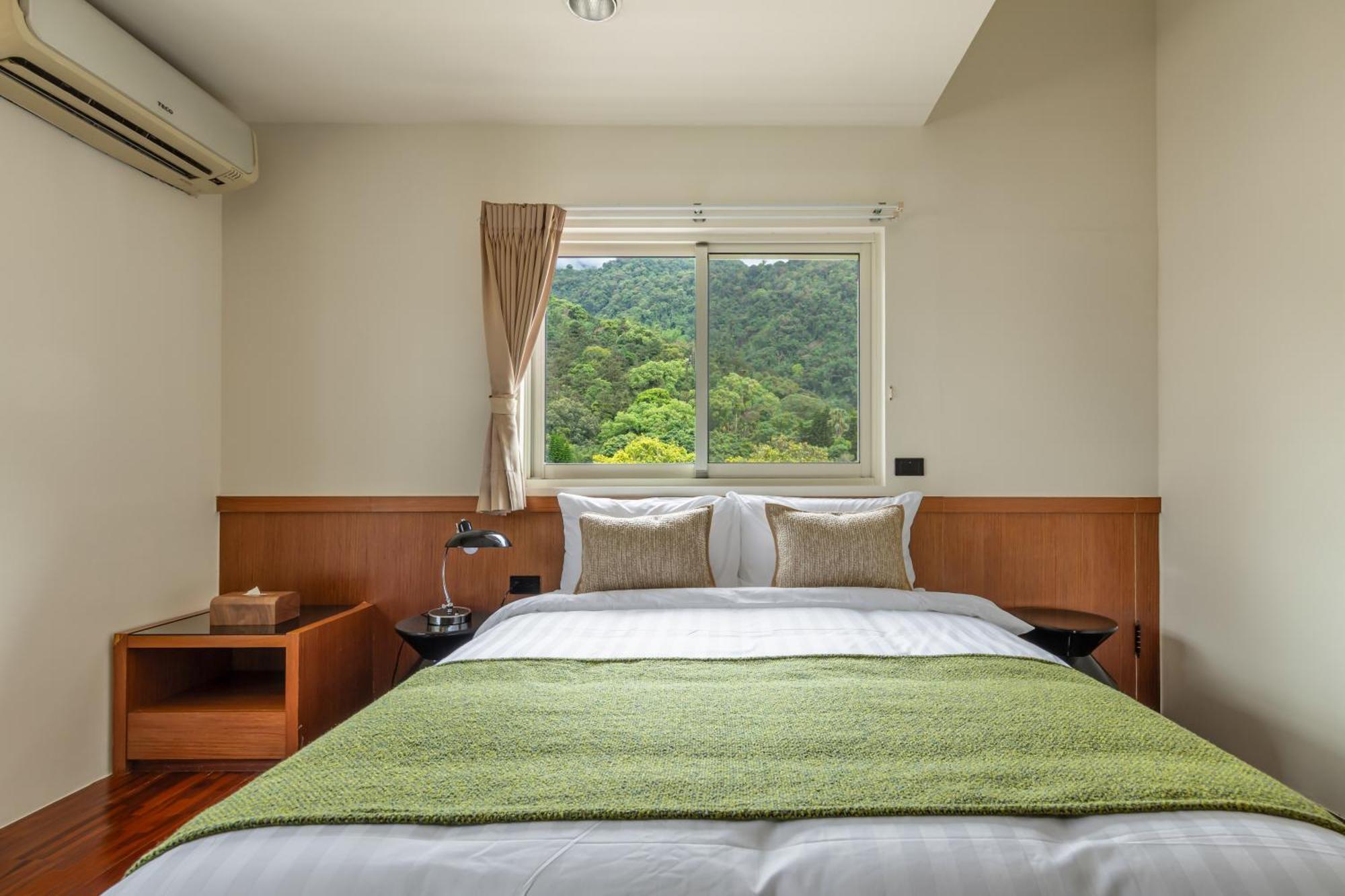 Sun Moon Lake Itathao Vacation Inn With Elevator Yuchi Eksteriør billede